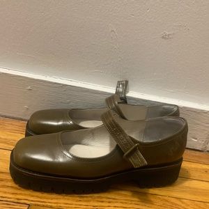 INTENTIONALLY BLANK Lug Sole Mary Janes Size 9